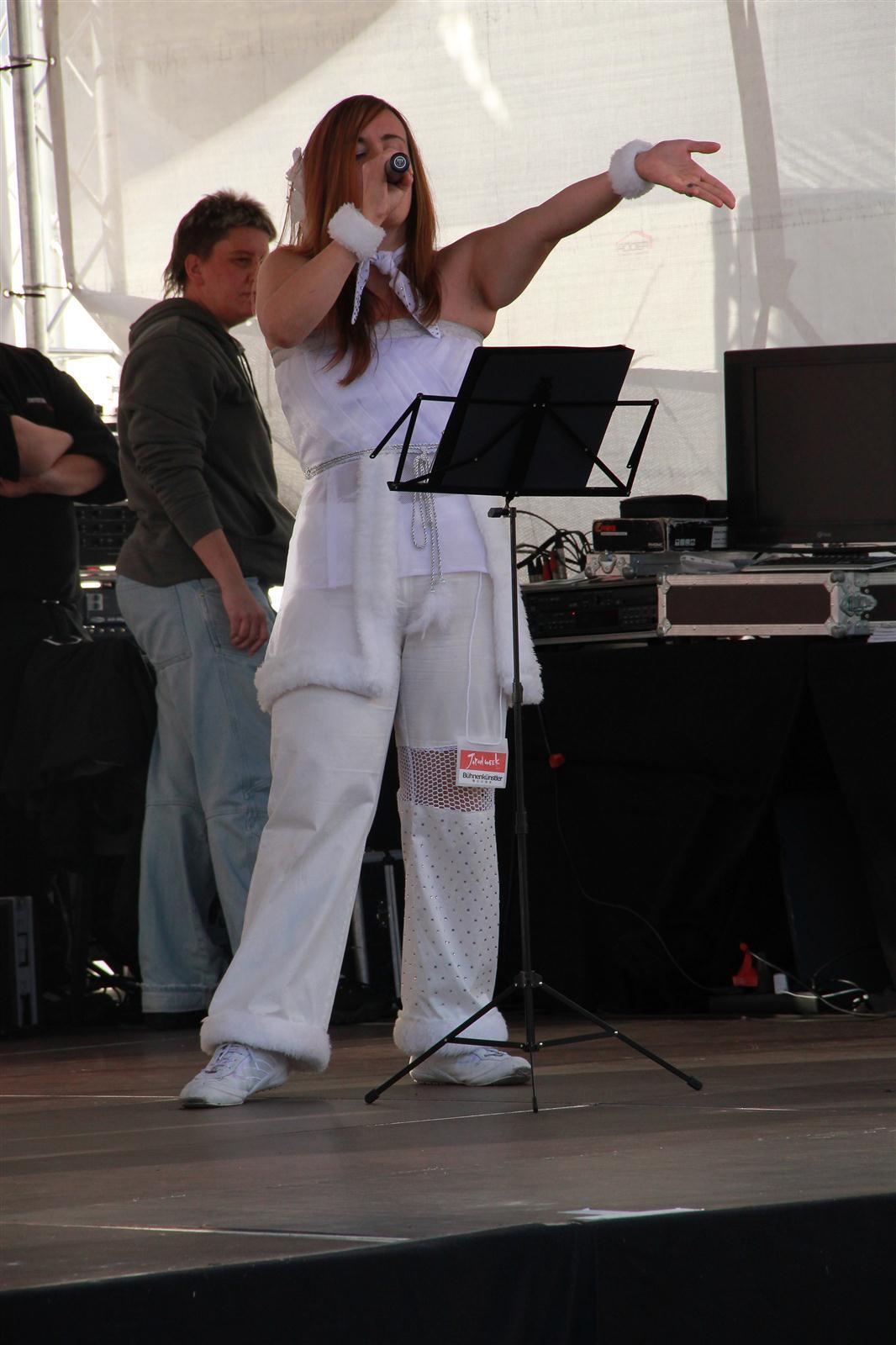 Japan_Week_2011_Wie.MAI.KAI_CosplayShow_Hauptwache_JessyTRR_058