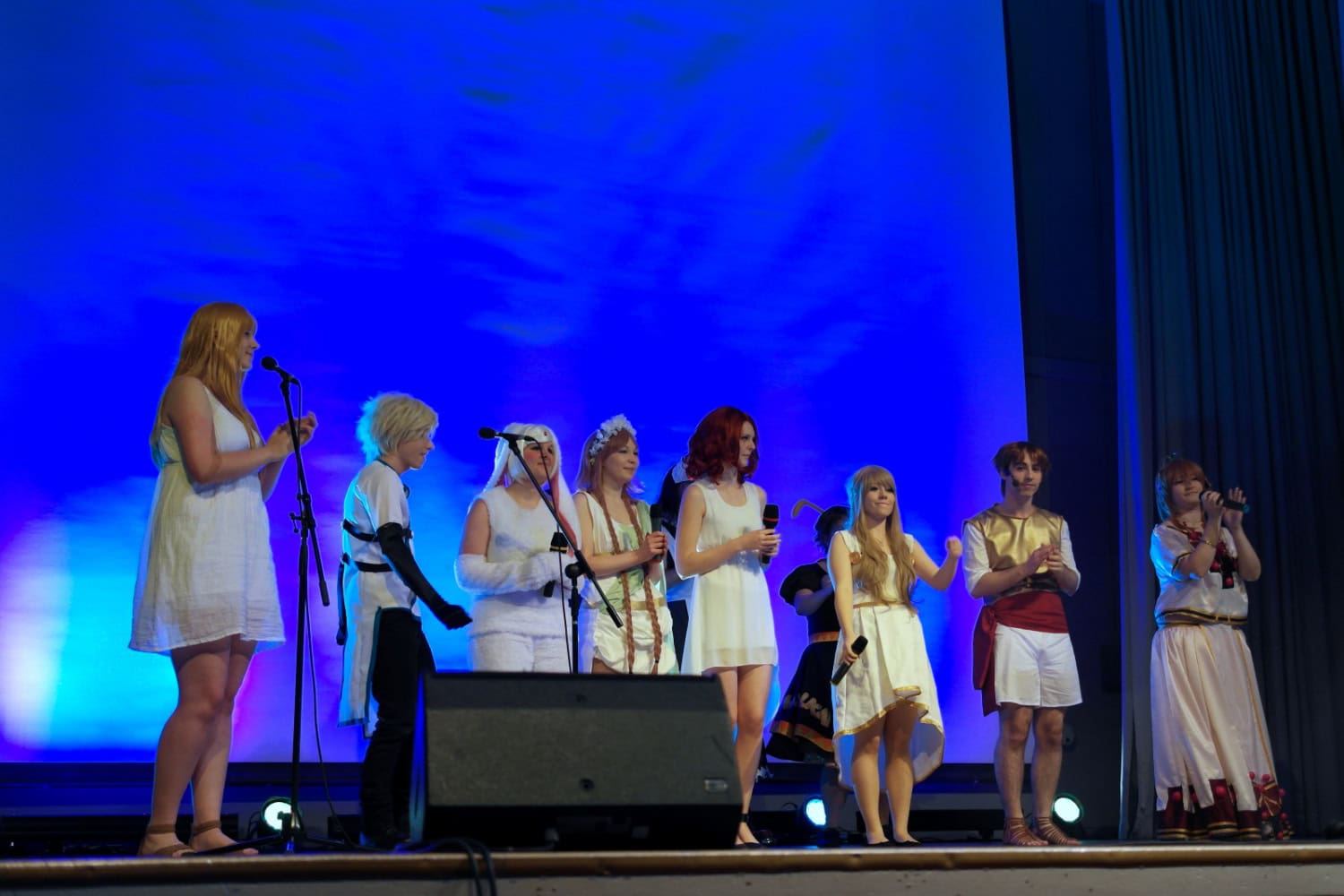 wiemaikai_2013_buehnensaal_kiseki_angelic_harmony_shinji_schneider_andi